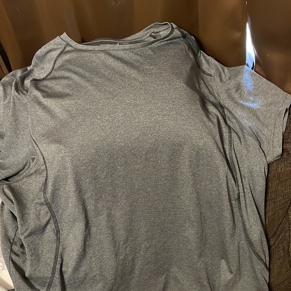 Grey 2x athletic shirt